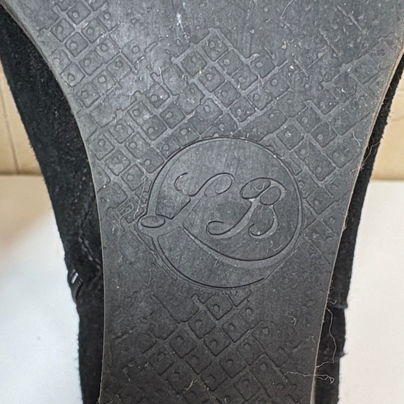 Lucky Brand Black Yamina Suede Ankle Booties, 9 - Picture 11 of 13